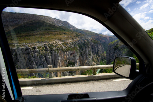 By car around the Verdon Gorge