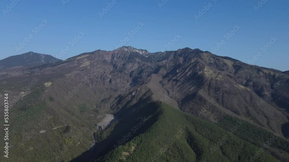 A front view of Mt.Nyoho A front view of Mt.Nyoho