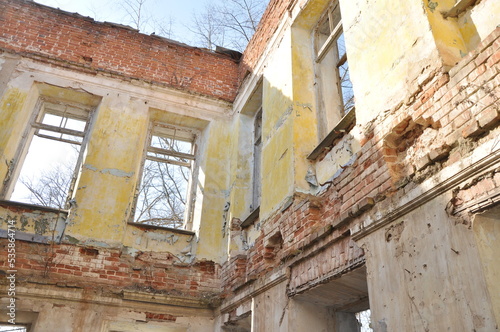 Ruins are the remains of a destroyed building, structure, a group of them, or an entire settlement. © Никита Козлов