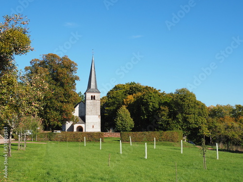 St. Johannes der Täufer Kirche beim Ehrenfriedhof in Kastel-Staadt, neben der Klause und dem Aussichtspunkt Elisensitz photo
