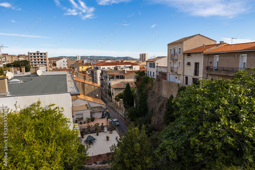Toitures du centre-ville de Sète depuis les rues du Quartier Haut