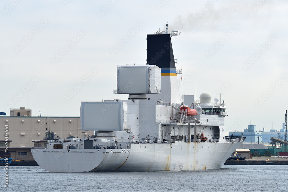 Fototapeta premium United States Navy Missile Range Instrumentation Ship leaving port.