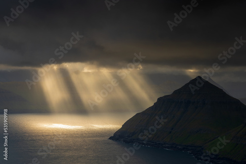 Standing on the Hvíthamar mountain ridge, you have a panoramic view of the Funningur fjord.