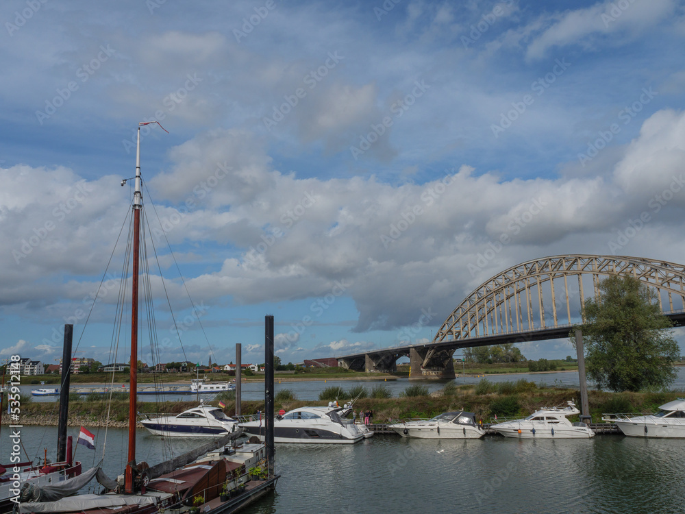 Die Stadt Nijmegen an der Waal Die Stadt Nijmegen an der Waal