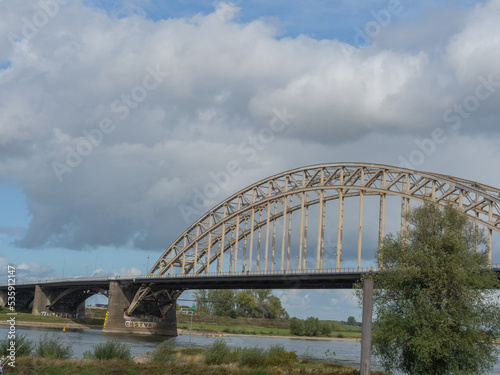 Die holländische Stadt JNijmegen an der Waal