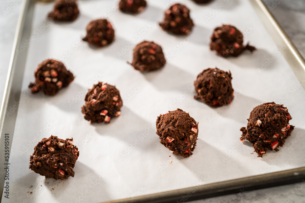 Chocolate cookies with peppermint chips Chocolate cookies with peppermint chips
