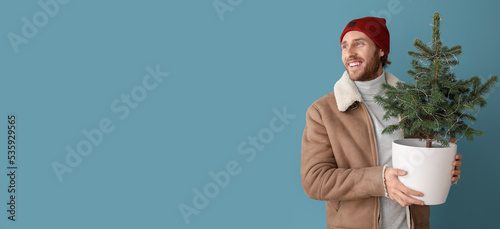 Stylish young man in winter...