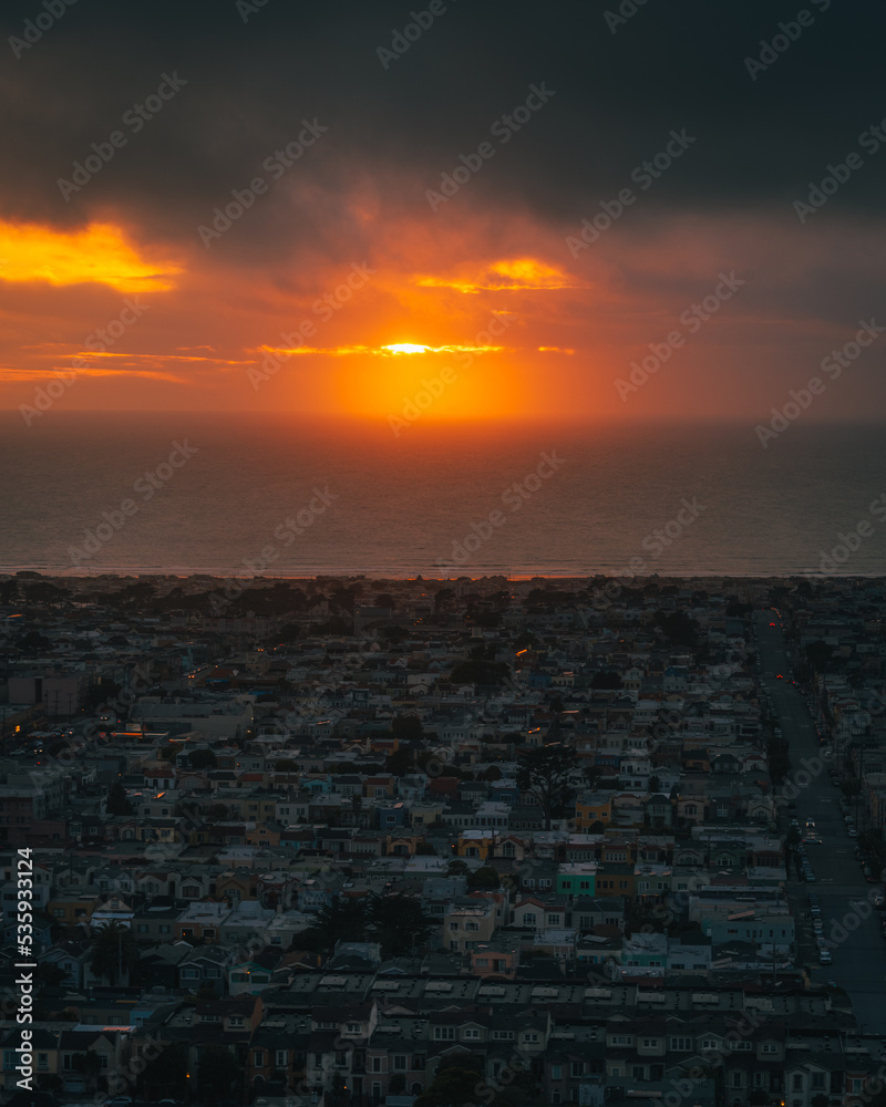 Sunset view from Grandview Park, San Francisco, California