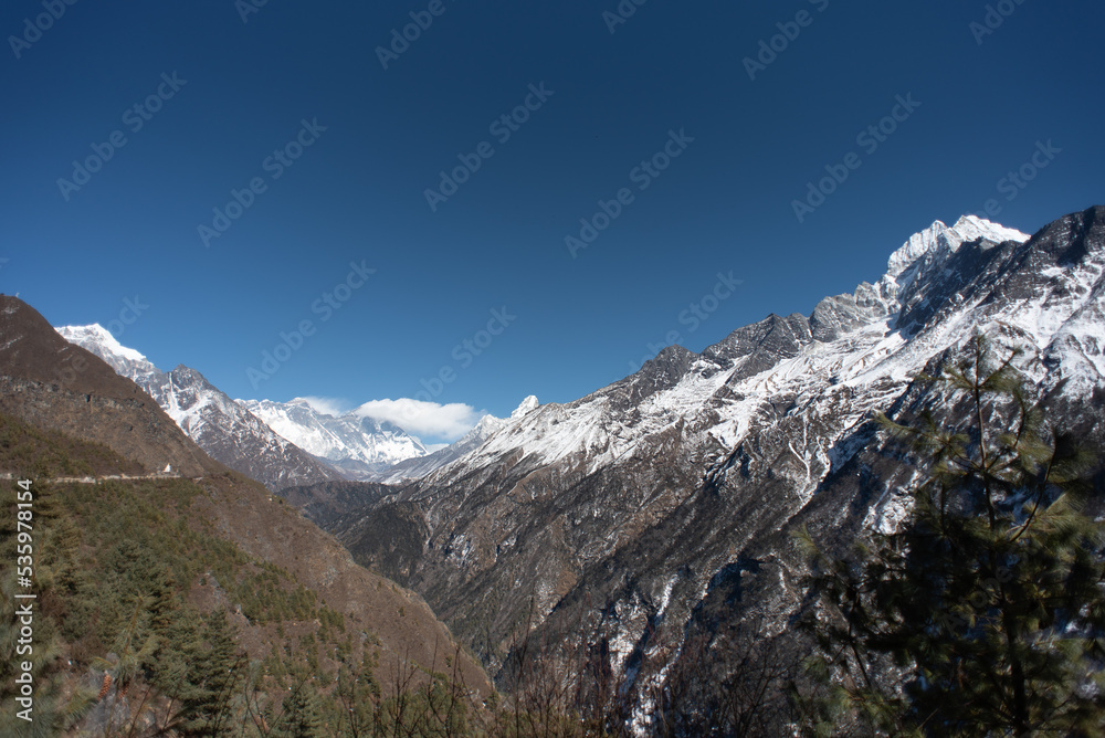 エベレスト街道 ナムチェバザール ヒマラヤ山脈 Himalaya Nepal　