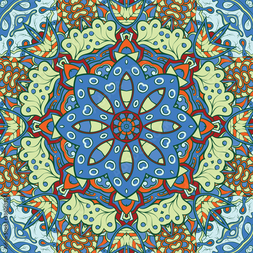 Seamless tile texture. Tracery mehndi design image. Ethnic doodle art. Curved doodling picture. Vector