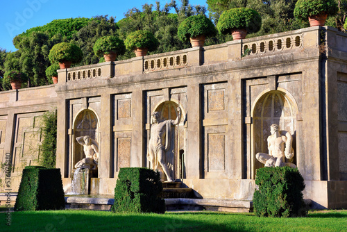 Fotografia pontifical gardens of castel gandolfo lazio italy
