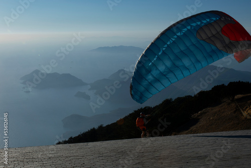 paragliding people in Oludeniz Turkey
