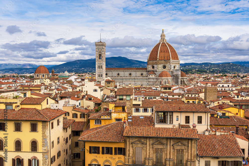 Blick über die Altstadt von Florenz in Italien