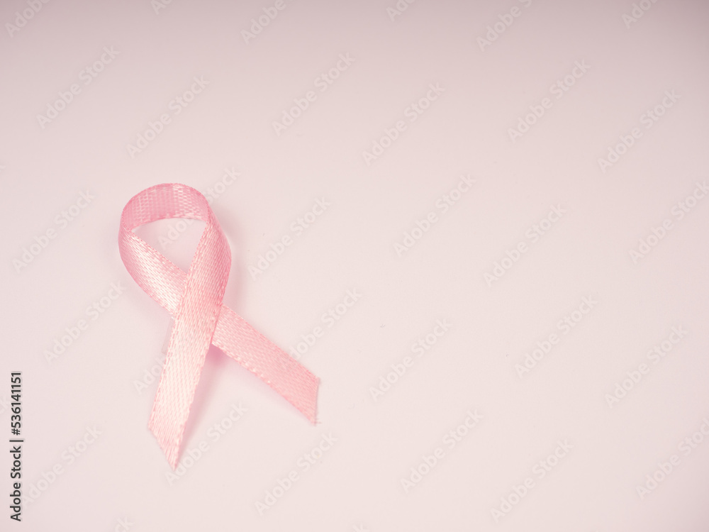 Różowa wstążka na białym tle - nowotwór, rak - obrazy, fototapety, plakaty 
