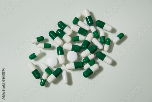 cápsulas de medicamentos misturados