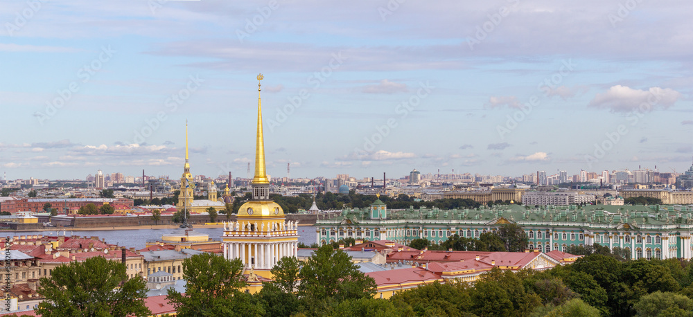 Fototapeta premium Spires and roofs of St Petersburg panorama