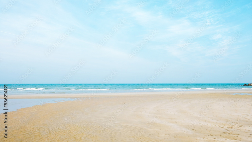 Fototapeta premium Scene of HuaHin beach in a smoot colors.