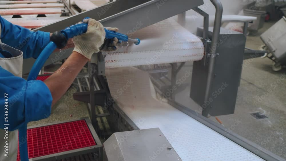 Cleaning of the production shop by water pressure, washing of the conveyor Cleaning of the production shop by water pressure, washing of the conveyor