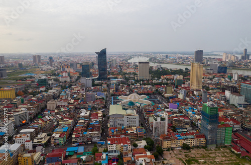 Picture showing the Vattanac Capital Tower in Phnom Penh