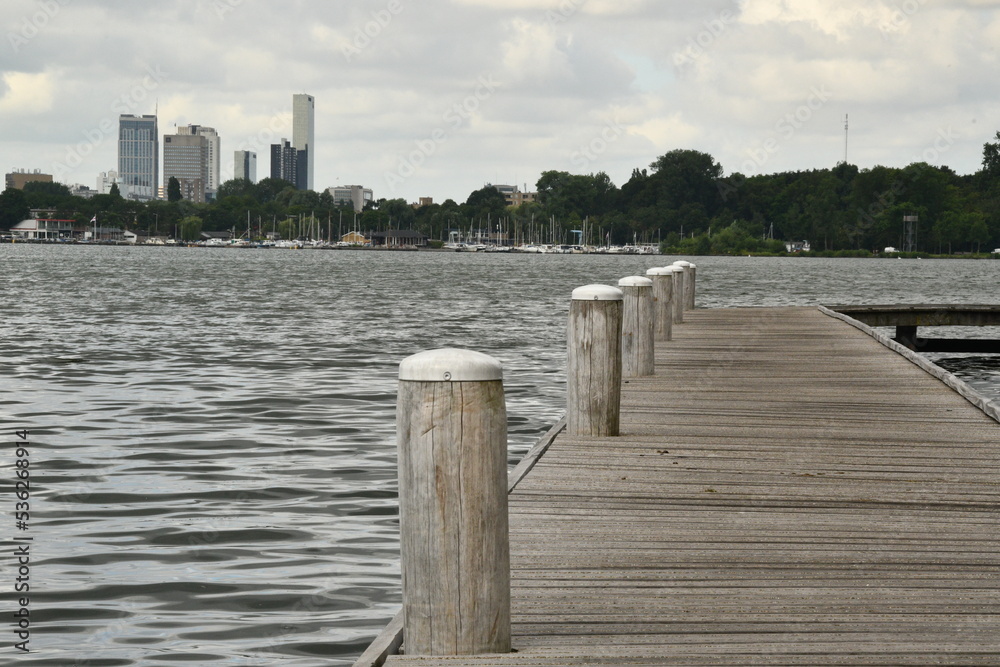 Fototapeta premium Pier in Rotterdam lake