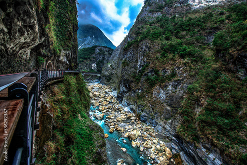 Turquoise river crossing a deep gorge at the Taroko National Park in Taiwan