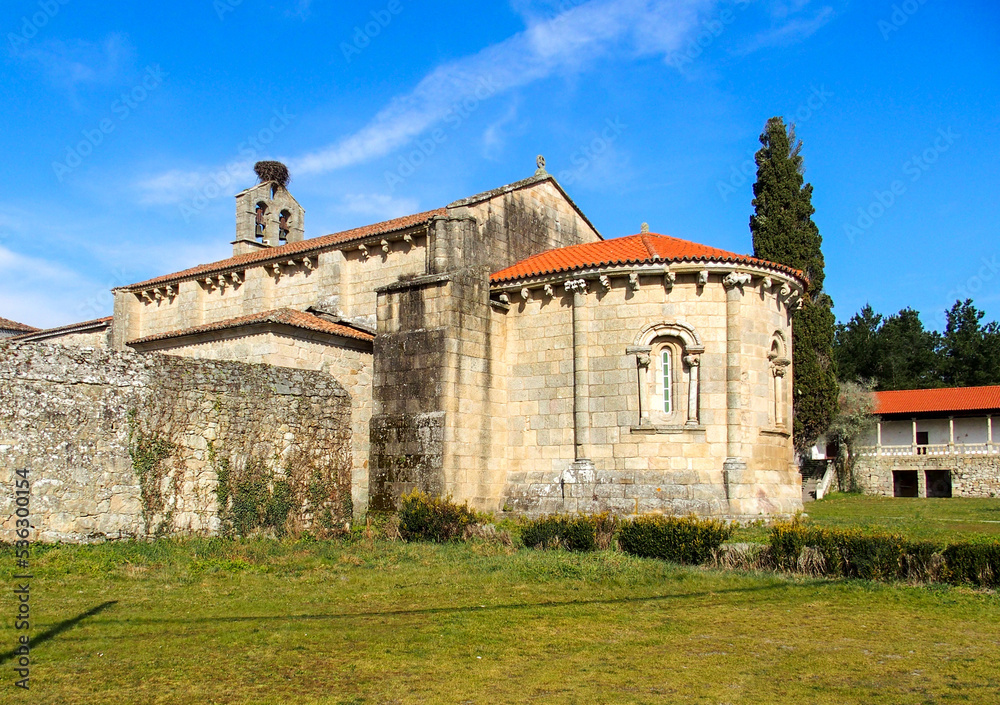 Iglesia románica del monasterio de San Salvador de Ferreira (siglo XII). Ferreira de Pantón, Lugo, España.