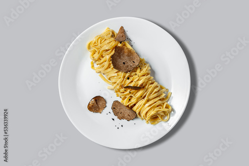 Spaghetti with truffle.