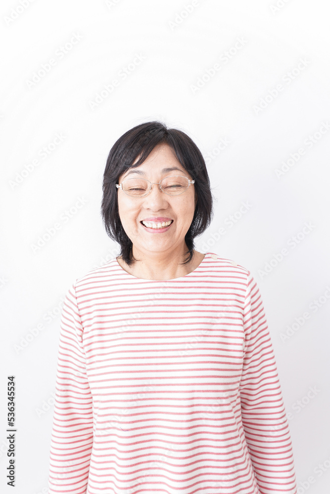 笑顔のおばあさん 笑顔のおばあさん
