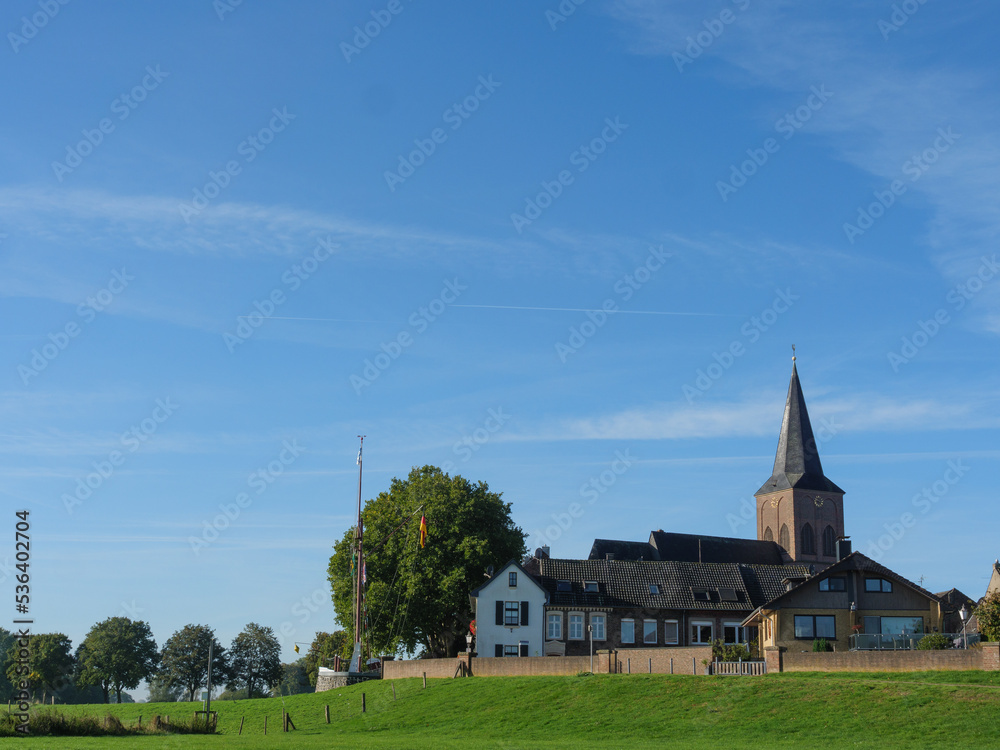 Das alte Fischerdorf Groeth am Rhein Das alte Fischerdorf Groeth am Rhein
