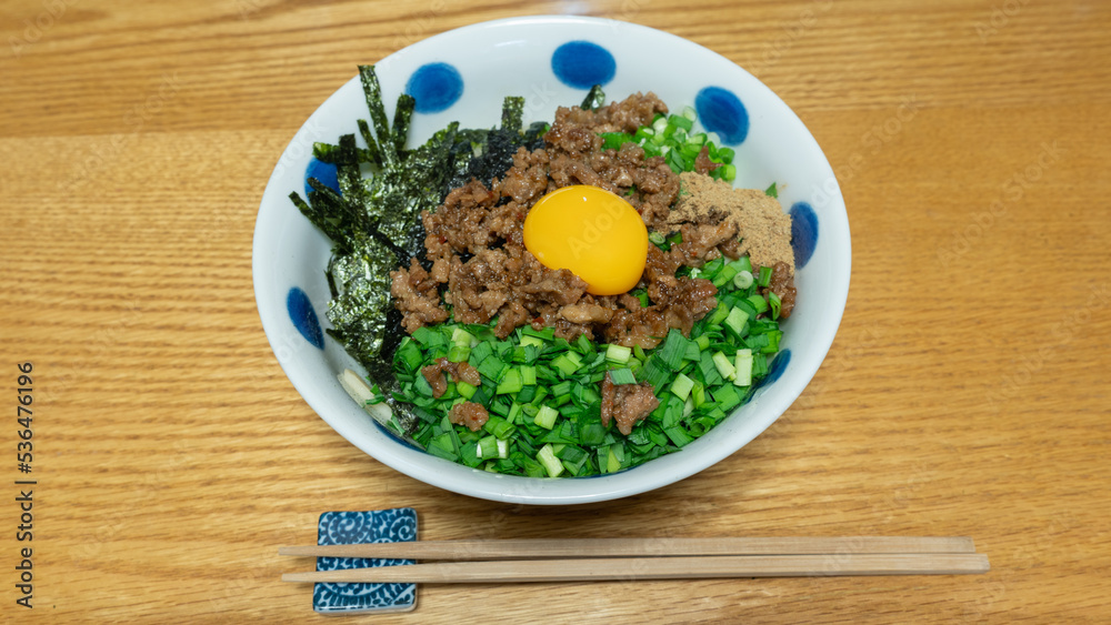 日本の食べ物|名古屋名物・台湾まぜそば イメージ 日本の食べ物|名古屋名物・台湾まぜそば イメージ