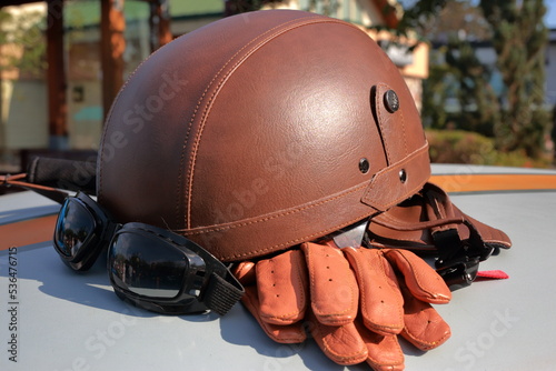 the helmet essentials