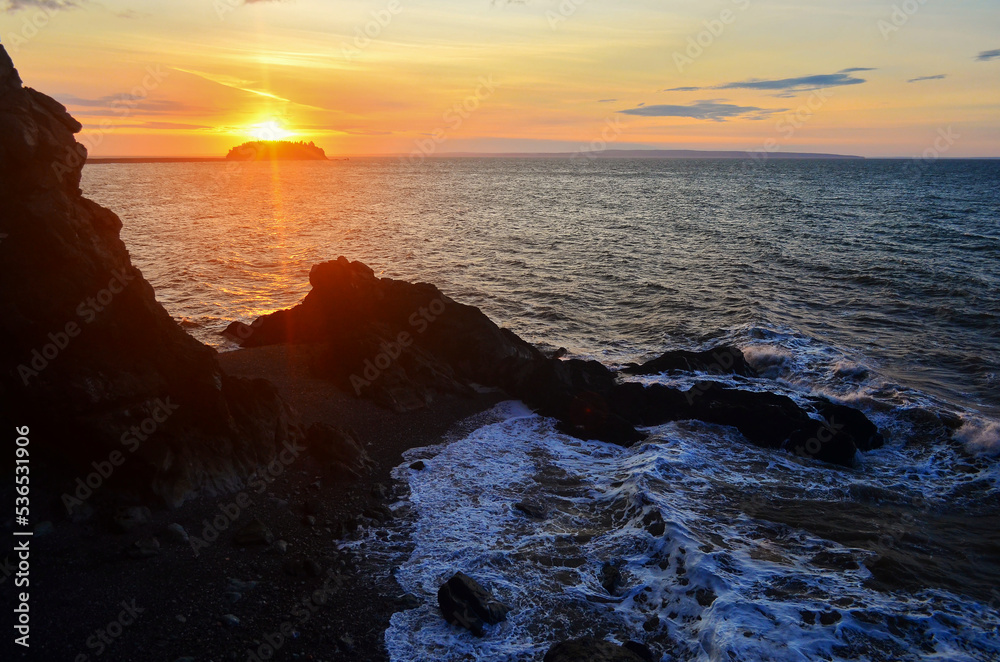 Obraz premium Sunrise over the Bay of Fundy, New Brunswick, Canada