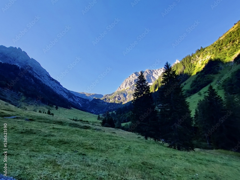 Fototapeta premium Bergkette in den Alpen