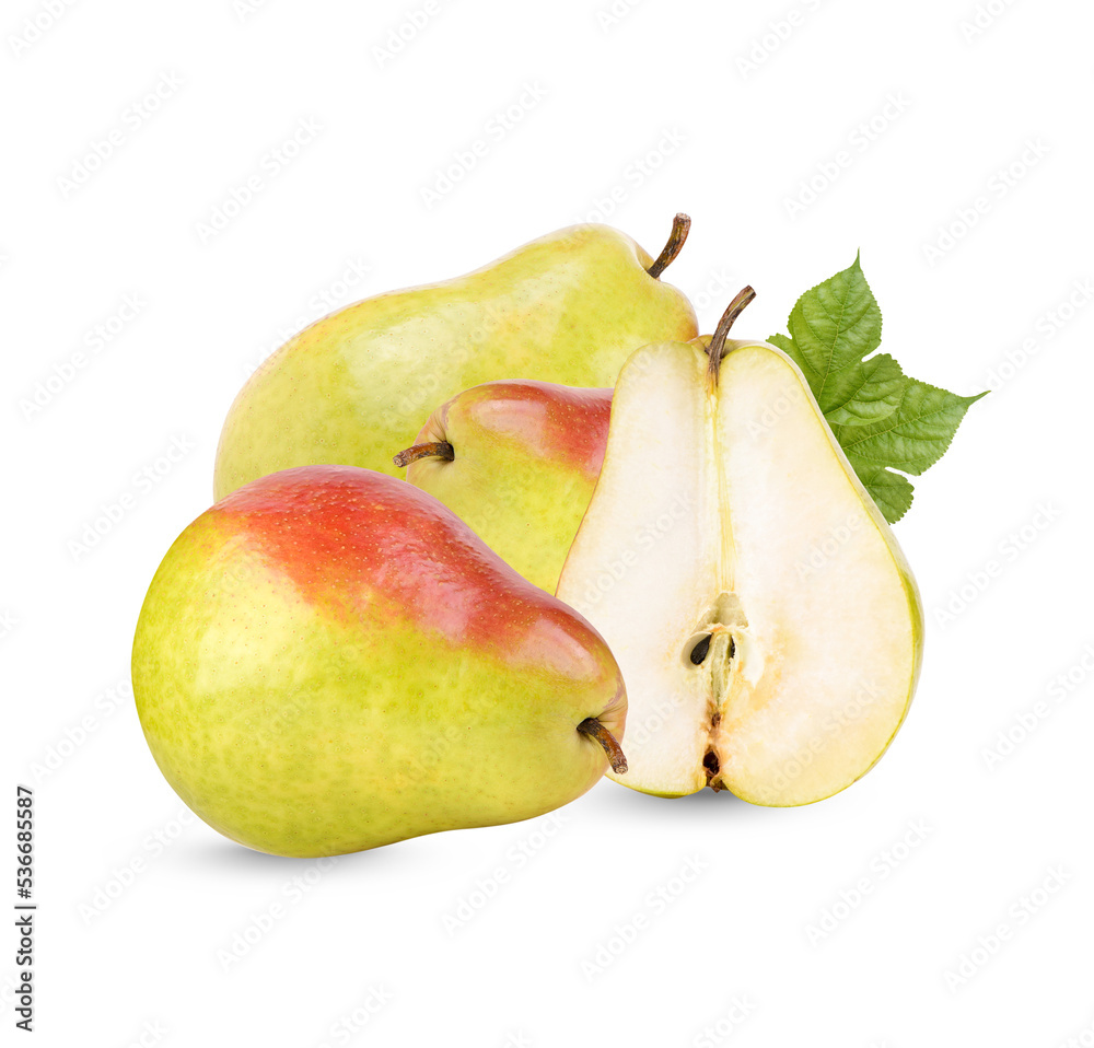Ripe pears with leaves isolated on transparent background. (.PNG)