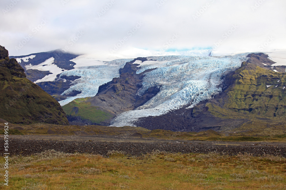 Svínafellsjökull - the glacier in Skaftafell national park, Iceland Svínafellsjökull - the glacier in Skaftafell national park, Iceland