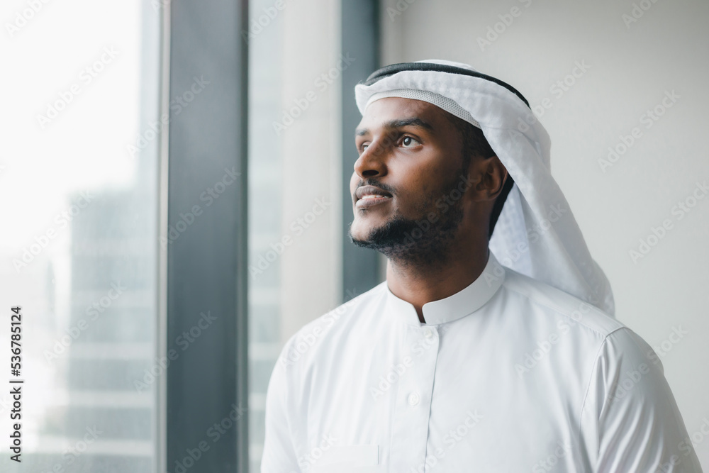 Arab shop white outfit