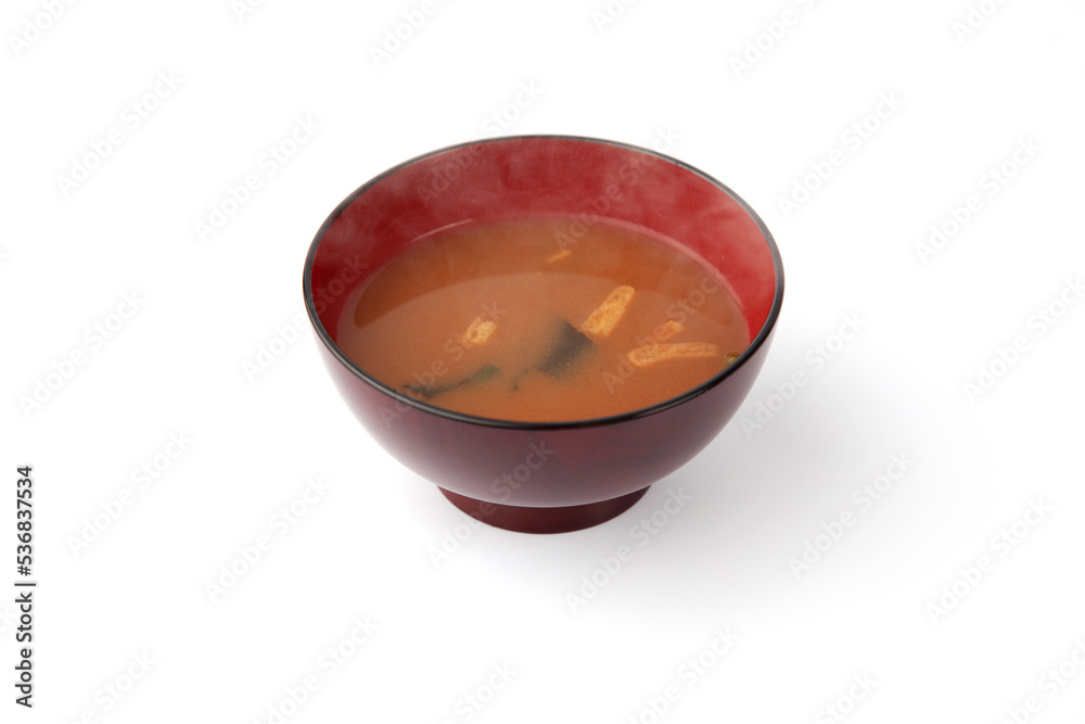 湯気の立つ 赤だし お味噌汁 白背景 湯気の立つ 赤だし お味噌汁 白背景