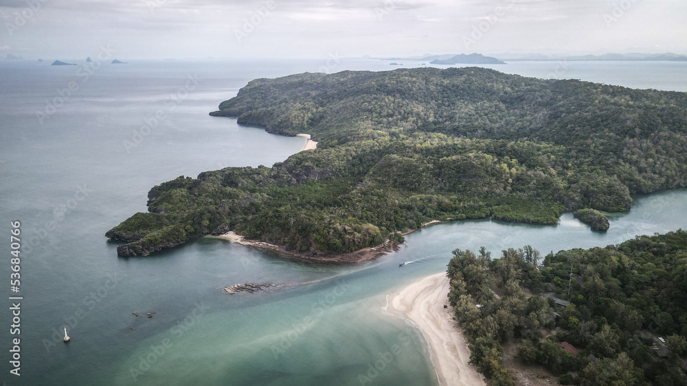 Fototapeta premium Scenic Koh Tarutao Island in Thailand