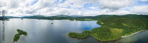 Leipigvattnet, See am Vildmarksvägen im Jämtland, Schweden  photo