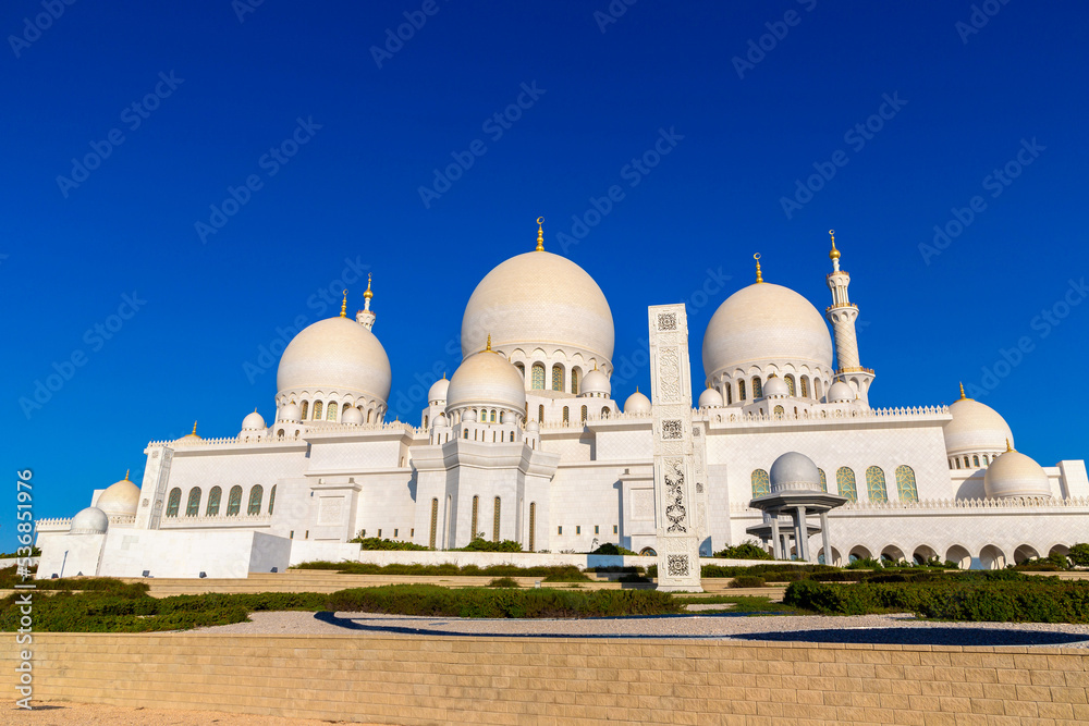 Sheikh Zayed Grand Mosque in Abu Dhabi