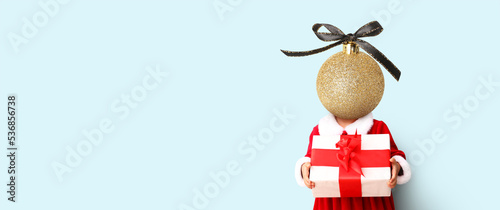 Little girl in Santa Claus ...