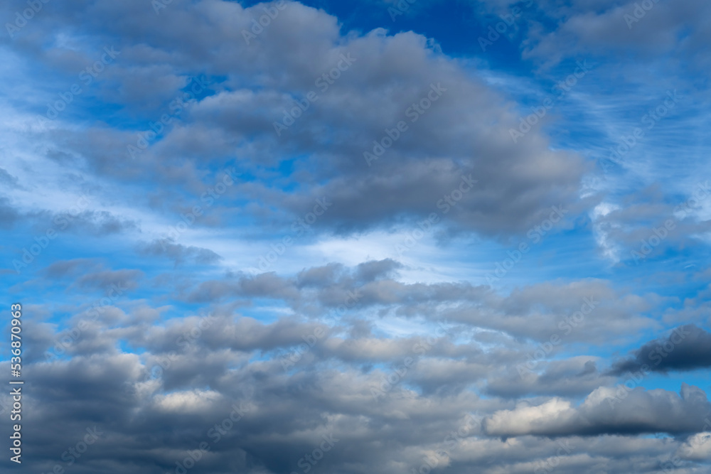 Fototapeta premium Heap fast clouds. blue sky with clouds