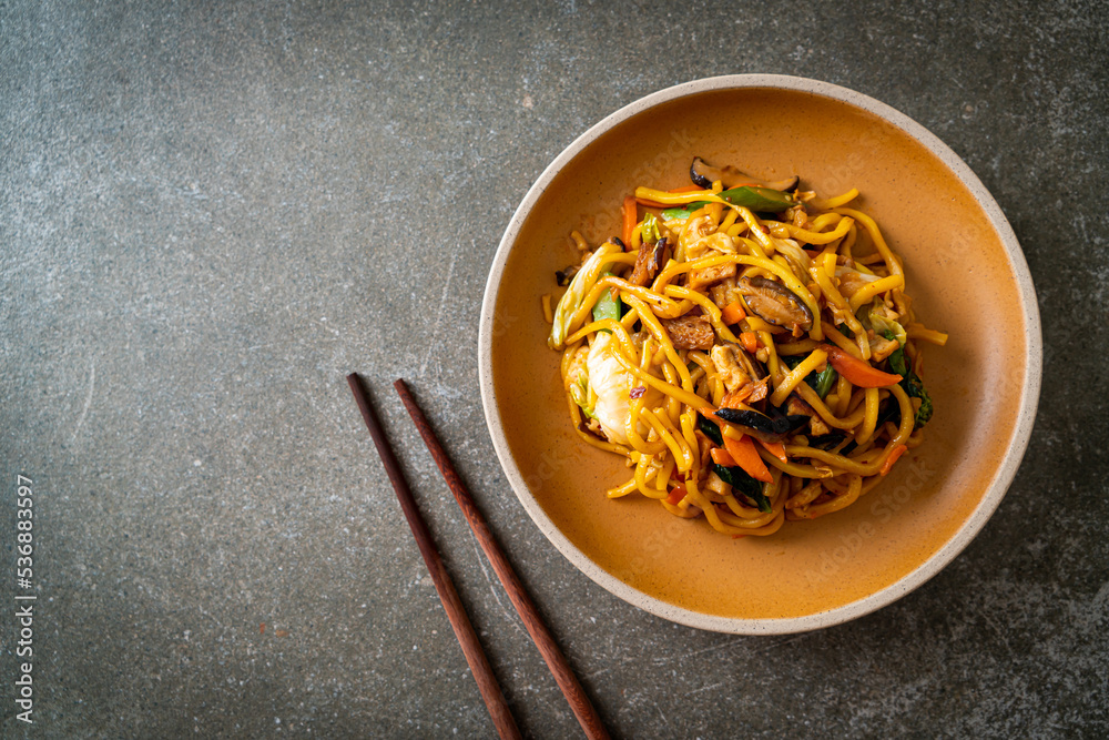 stir-fried yakisoba noodles with vegetable in vegan style Stock Photo
