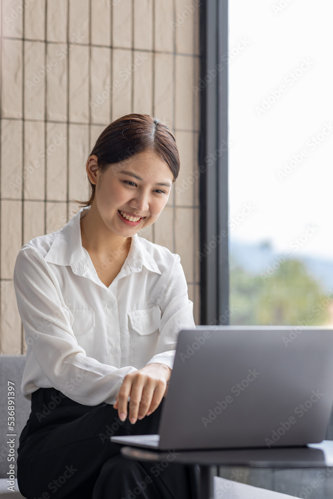 Online Education. Female teacher having video conference chat with students and class group, using laptop. Woman wearing wireless headset, talking to webcam, explaining and gesturing