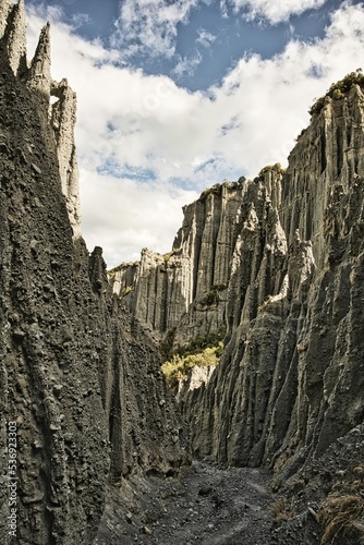 Εκτύπωση καμβά Paths of the Dead, Putangirua Pinnacles, New Zealand