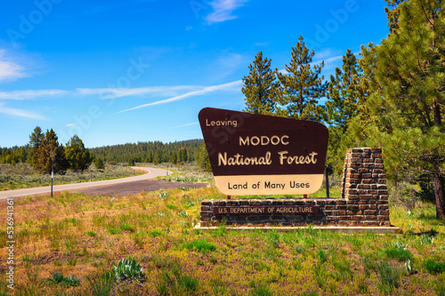 Cuadro en lienzo Modoc National Forest street sign located in Northeastern California