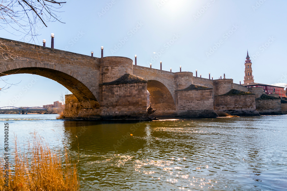 Puente de Piedra in Spanish over the River Ebro in Zaragoza, Aragon, Spain
