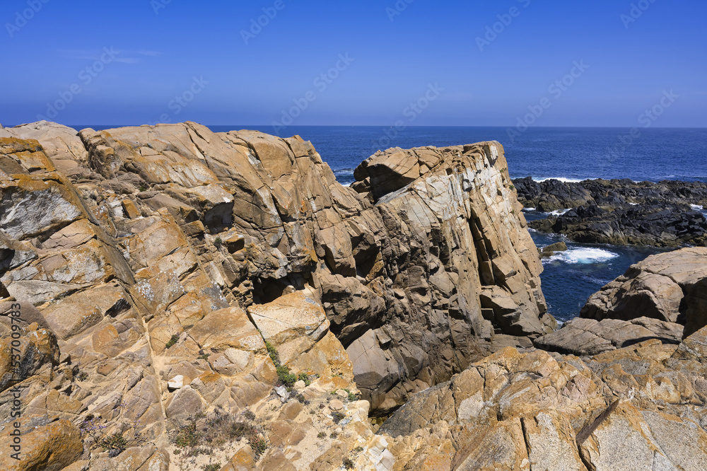 Rock formation, Samouqueira beach, Vicentina coast, Porto Covo, Sines, Alentejo, Portugal