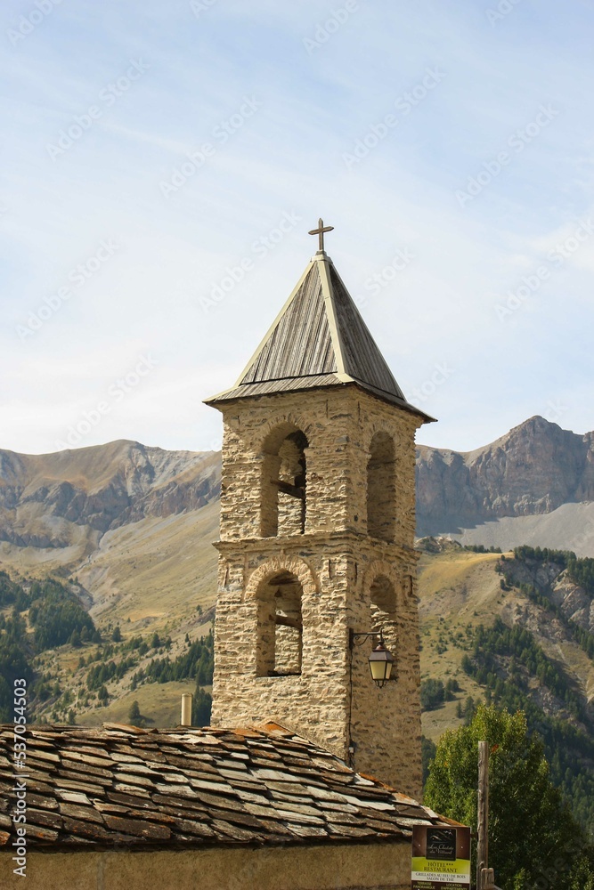 Eglise a Saint-Véran - plus haut village d'Europe