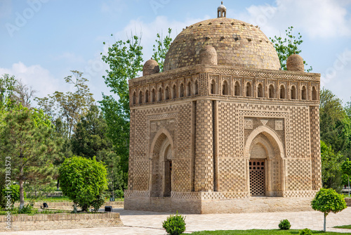 Canvas Print The Samanid mausoleum is located in the historical urban nucleus of the city of Bukhara, in a park laid out on the site of an ancient cemetery